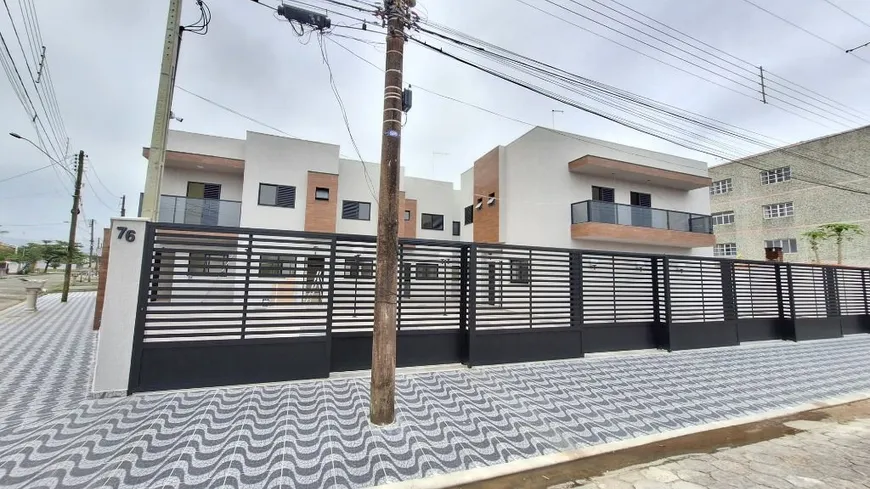 Foto 1 de Casa de Condomínio com 2 Quartos à venda, 87m² em Vila Anhanguera, Mongaguá