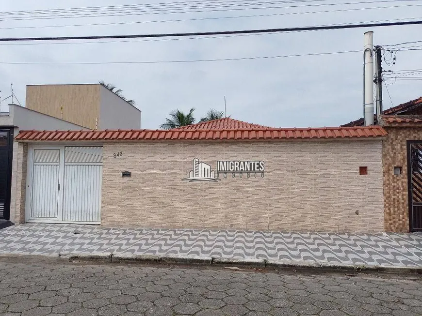 Foto 1 de Casa com 3 Quartos à venda, 72m² em Mirim, Praia Grande