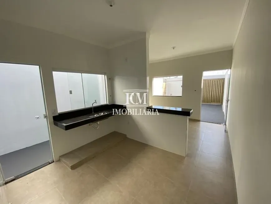 Foto 1 de Casa com 2 Quartos à venda, 58m² em Laranjeiras, Uberlândia