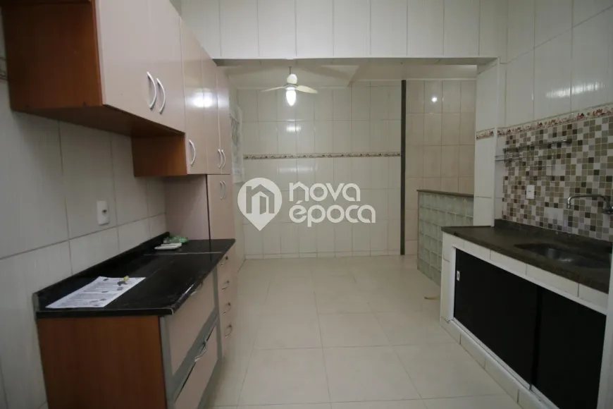 Foto 1 de Apartamento com 2 Quartos à venda, 92m² em Olaria, Rio de Janeiro