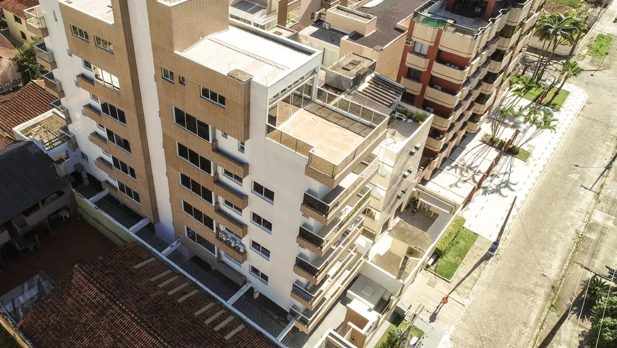 Foto 1 de Apartamento com 3 Quartos à venda, 135m² em Balneário de Caioba, Matinhos