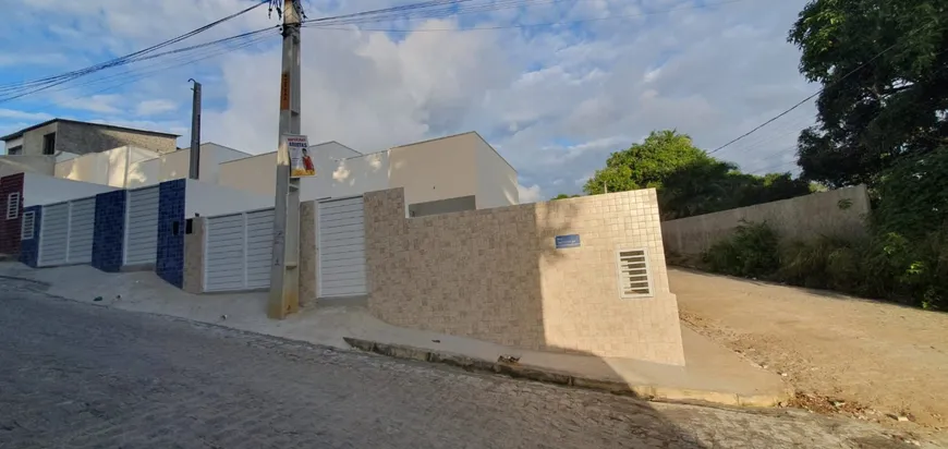 Foto 1 de Casa com 2 Quartos à venda, 60m² em Sitio dos Marcos, Igarassu