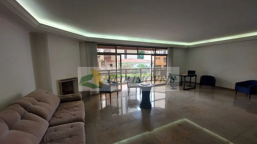 Foto 1 de Apartamento com 3 Quartos à venda, 212m² em Cambuí, Campinas
