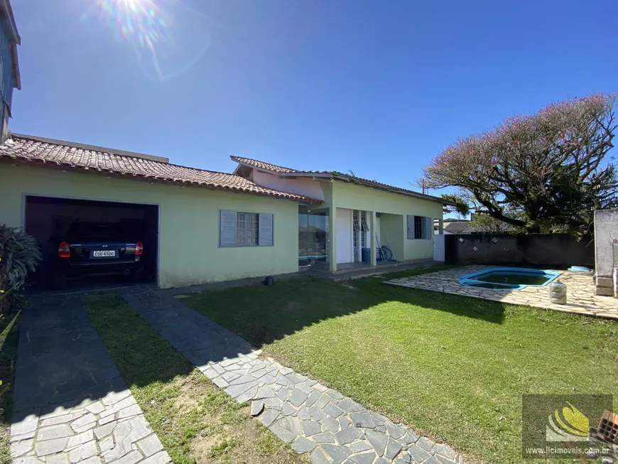 Foto 1 de Casa com 4 Quartos à venda, 140m² em Vila Nova, Imbituba
