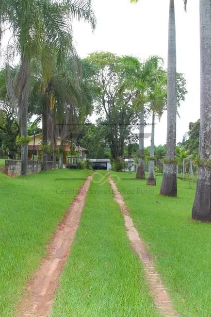 Foto 1 de Fazenda/Sítio com 2 Quartos à venda, 326m² em , Holambra