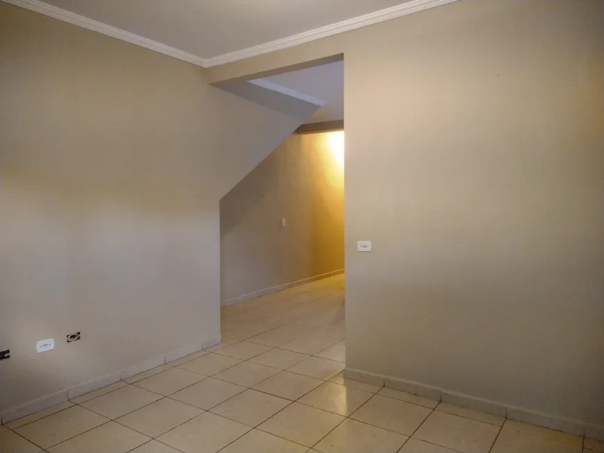 Foto 1 de Casa com 2 Quartos para alugar, 85m² em Jardim Nascente, Itaquaquecetuba