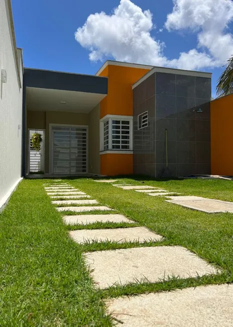 Foto 1 de Casa com 3 Quartos à venda, 93m² em Urucunema, Eusébio