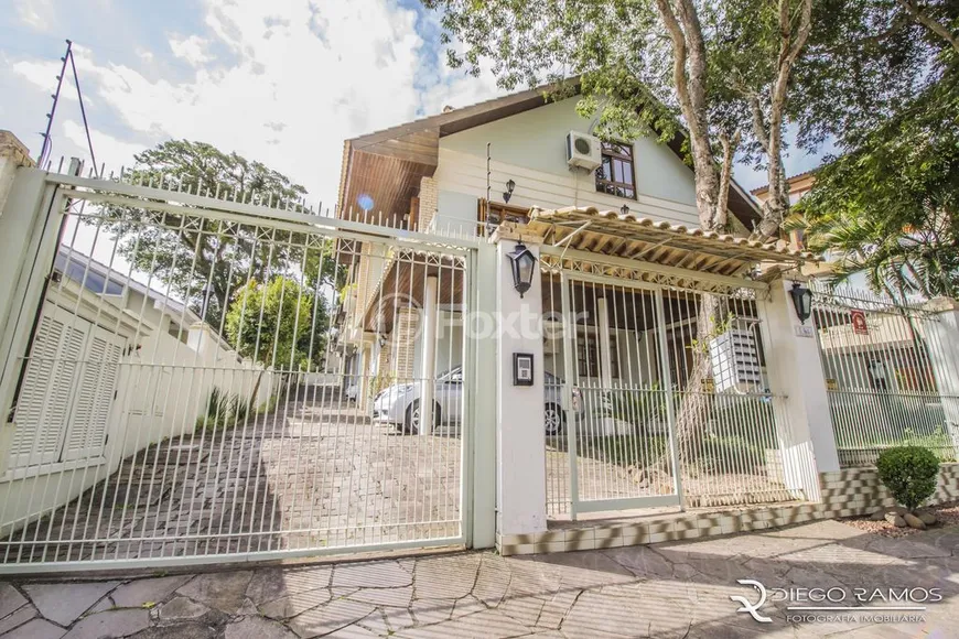 Foto 1 de Casa de Condomínio com 3 Quartos à venda, 225m² em Jardim Isabel, Porto Alegre