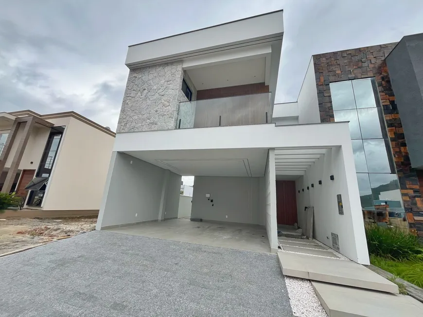 Foto 1 de Casa de Condomínio com 3 Quartos à venda, 174m² em Deltaville, Biguaçu