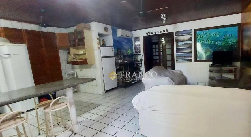 Foto 1 de Casa de Condomínio com 2 Quartos à venda, 90m² em Saco da Ribeira, Ubatuba