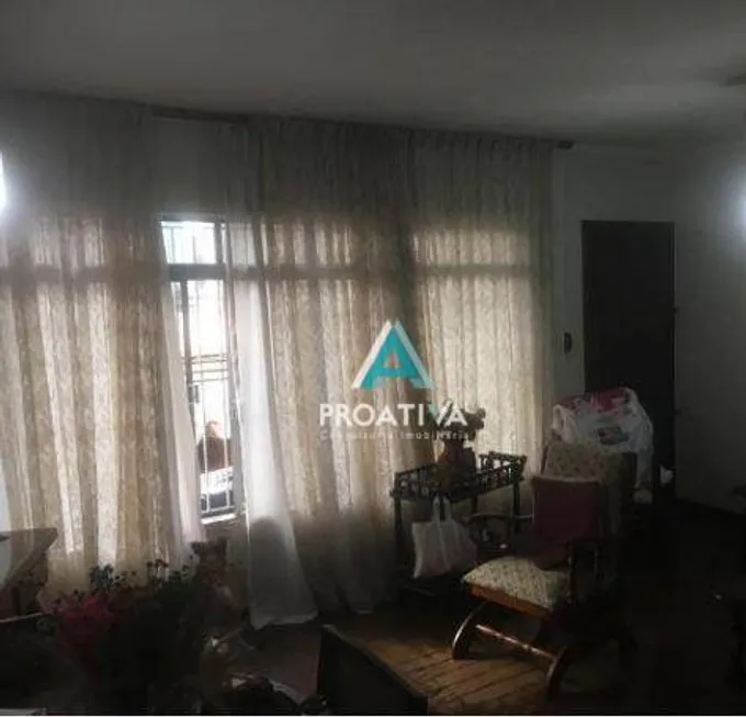 Foto 1 de Sobrado com 4 Quartos para venda ou aluguel, 243m² em Vila Bastos, Santo André