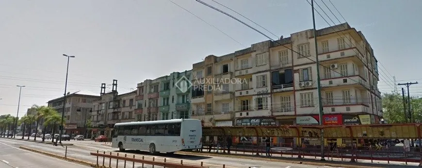 Foto 1 de Apartamento com 2 Quartos à venda, 42m² em Floresta, Porto Alegre