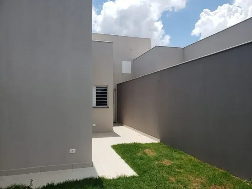 Foto 1 de Casa com 3 Quartos à venda, 130m² em Parque Paraiso, Itapecerica da Serra