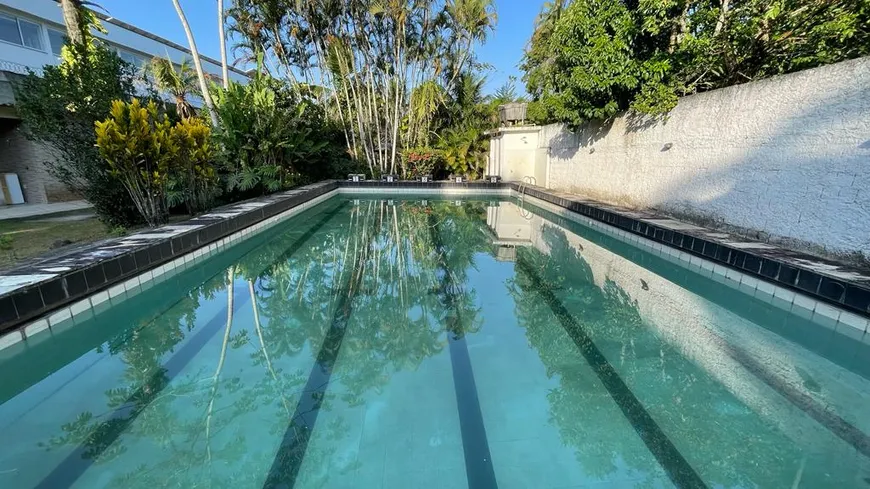 Foto 1 de Casa com 3 Quartos para alugar, 400m² em Vargem Grande, Rio de Janeiro