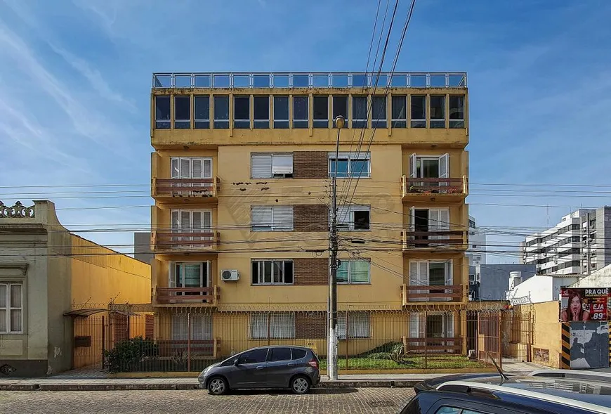 Foto 1 de Apartamento com 3 Quartos para alugar, 123m² em Centro, Pelotas