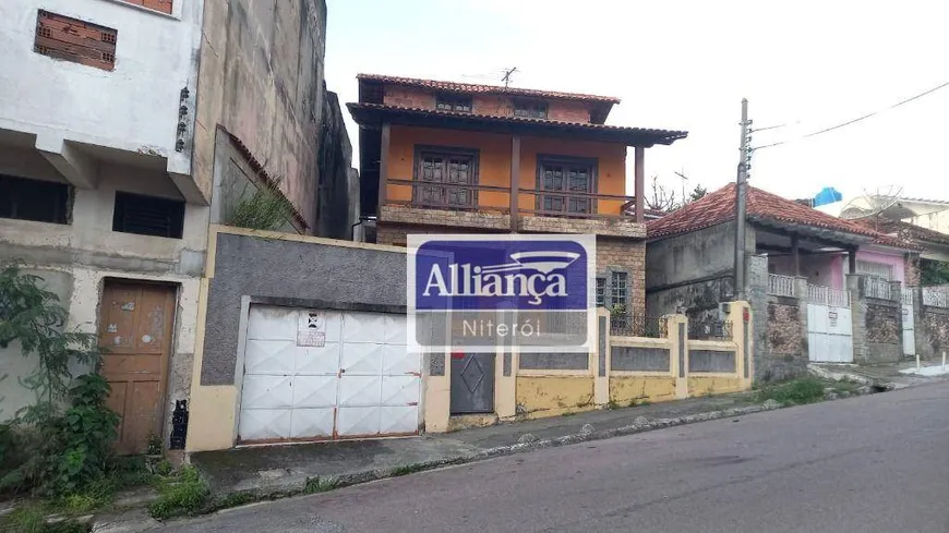 Foto 1 de Casa com 3 Quartos à venda, 177m² em Porto Velho, São Gonçalo