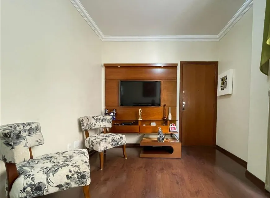 Foto 1 de Apartamento com 3 Quartos à venda, 93m² em Heliópolis, Belo Horizonte