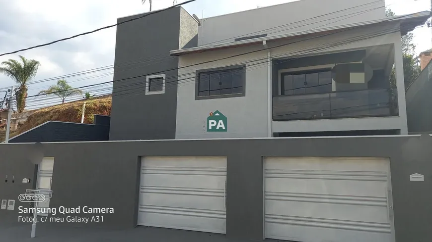 Foto 1 de Casa com 6 Quartos à venda, 272m² em Santa Angela, Poços de Caldas