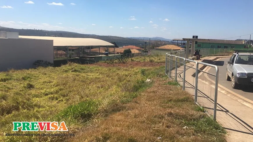 Foto 1 de Lote/Terreno à venda, 280m² em Centro, Mateus Leme