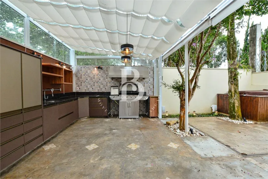 Foto 1 de Casa de Condomínio com 4 Quartos à venda, 366m² em Alto Da Boa Vista, São Paulo