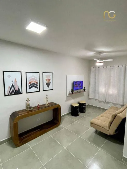 Foto 1 de Kitnet com 1 Quarto à venda, 34m² em Mirim, Praia Grande