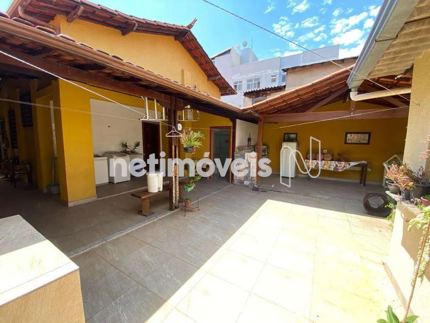 Foto 1 de Casa com 5 Quartos à venda, 350m² em Carlos Prates, Belo Horizonte