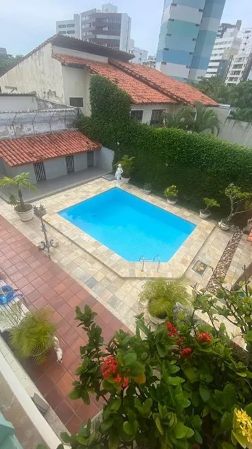 Foto 1 de Casa com 4 Quartos à venda, 318m² em Itaigara, Salvador