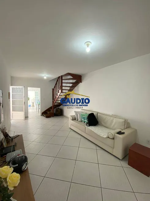 Foto 1 de Casa com 3 Quartos à venda, 146m² em Campo Limpo, São Paulo