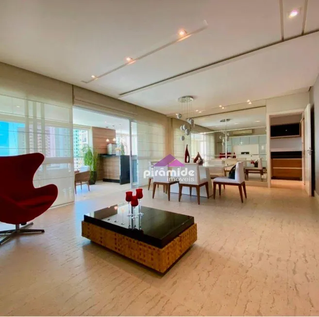 Foto 1 de Apartamento com 4 Quartos à venda, 184m² em Jardim Aquarius, São José dos Campos