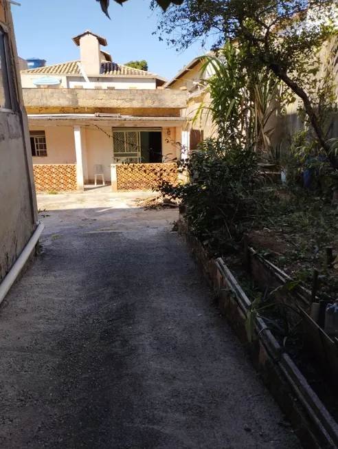 Foto 1 de Casa com 2 Quartos à venda, 180m² em Juliana, Belo Horizonte