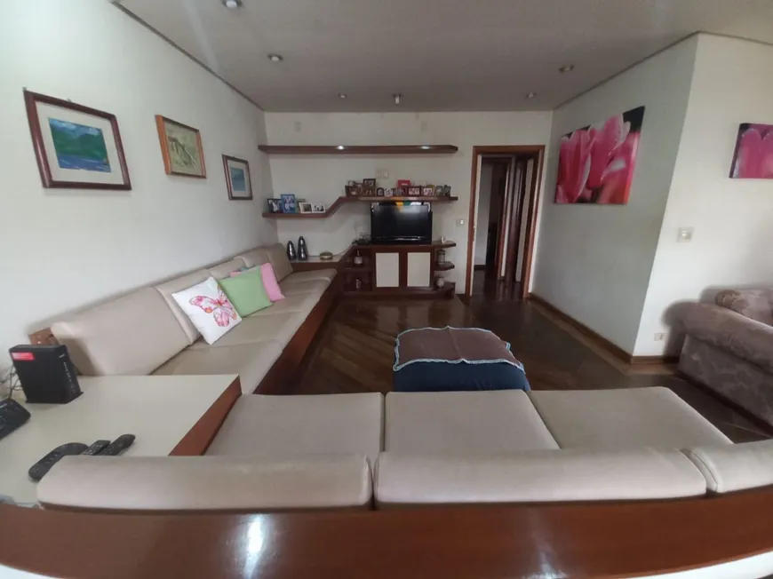 Foto 1 de Apartamento com 4 Quartos à venda, 280m² em Centro, Uberlândia