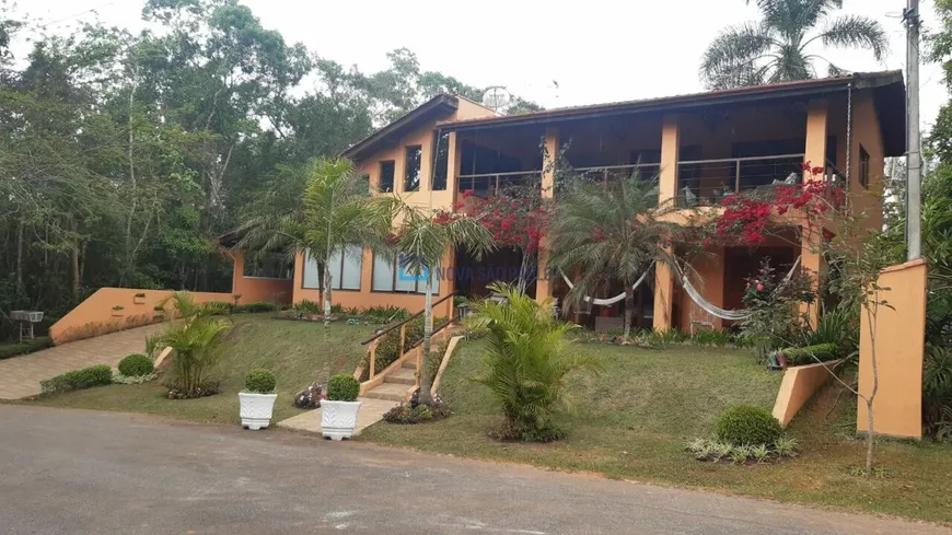 Foto 1 de Casa de Condomínio com 4 Quartos à venda, 350m² em Cipó, Embu-Guaçu