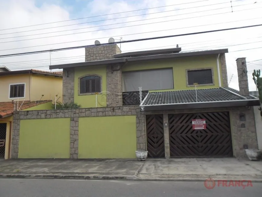 Foto 1 de Casa com 4 Quartos à venda, 200m² em Jardim Santa Maria, Jacareí