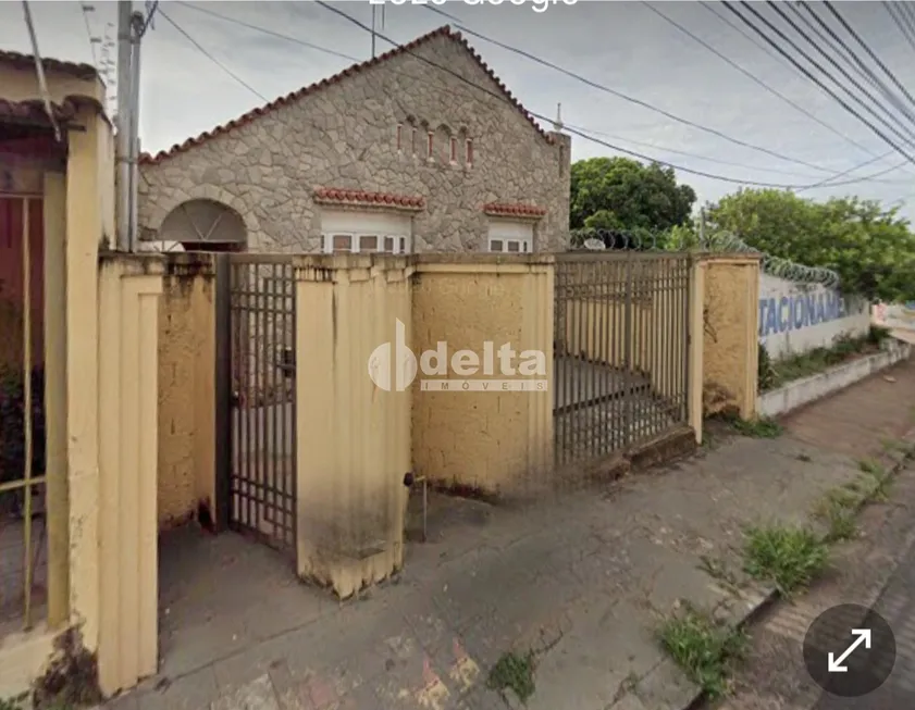 Foto 1 de Lote/Terreno à venda, 388m² em Fundinho, Uberlândia