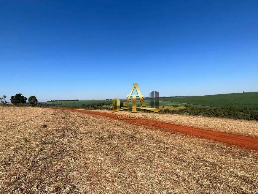 Foto 1 de Fazenda/Sítio com 1 Quarto à venda, 10m² em Zona Rural, Itatinga