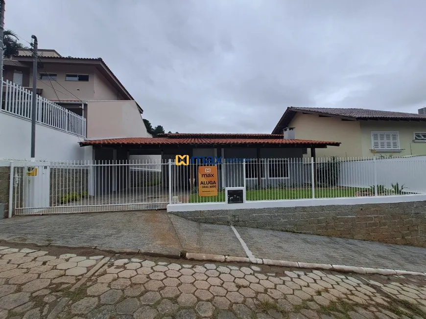 Foto 1 de Casa com 3 Quartos para alugar, 162m² em Fazendinha, Itajaí