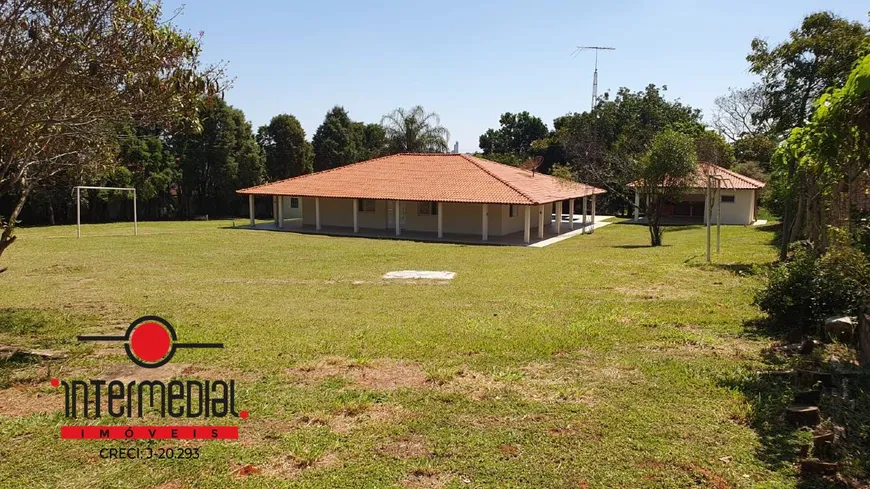 Foto 1 de Fazenda/Sítio com 4 Quartos à venda, 300m² em Fazenda Castelo, Boituva