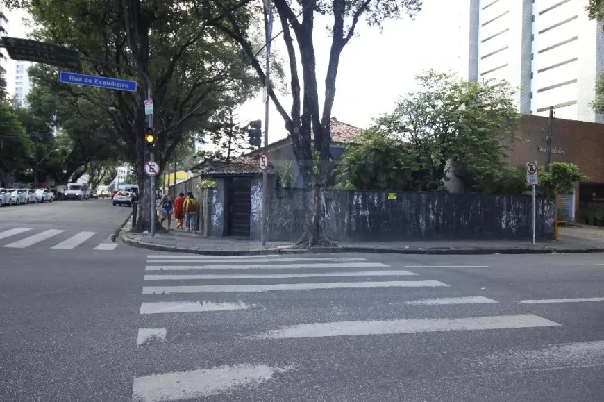 Foto 1 de Casa com 3 Quartos para alugar, 212m² em Espinheiro, Recife