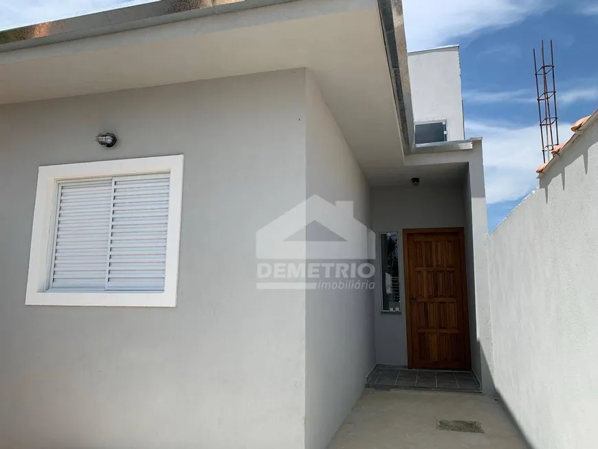 Foto 1 de Casa com 2 Quartos à venda, 64m² em Loteamento Eduardo da Silva Neto, Pindamonhangaba