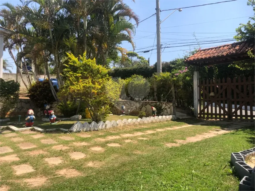 Foto 1 de Fazenda/Sítio com 3 Quartos à venda, 300m² em Condomínio Porta do Sol, Mairinque