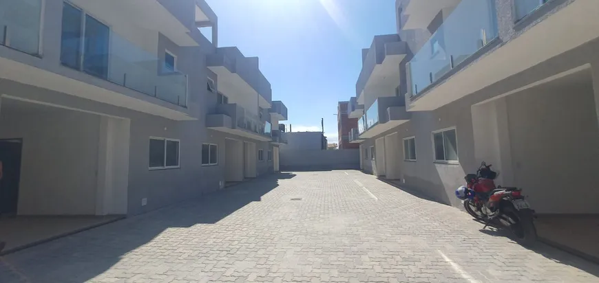 Foto 1 de Casa de Condomínio com 2 Quartos à venda, 150m² em Monte Alto, Arraial do Cabo