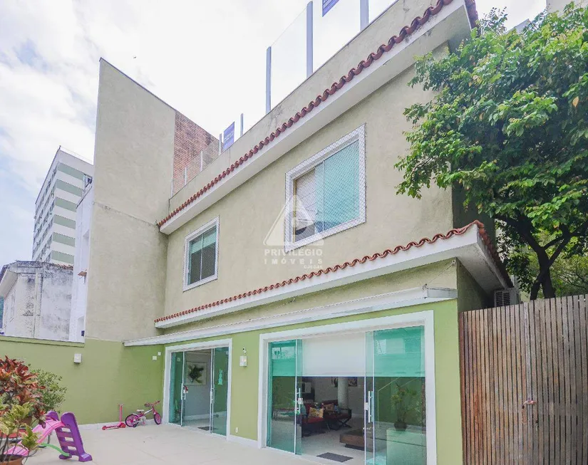 Foto 1 de Casa com 5 Quartos à venda, 595m² em Humaitá, Rio de Janeiro