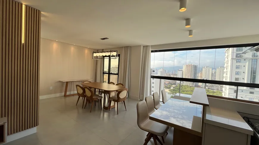 Foto 1 de Apartamento com 4 Quartos à venda, 150m² em Meia Praia, Itapema