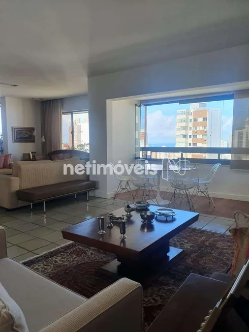 Foto 1 de Apartamento com 5 Quartos à venda, 272m² em Jardim Apipema, Salvador