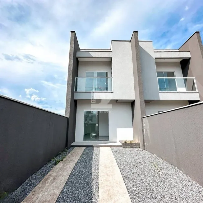 Foto 1 de Casa com 2 Quartos à venda, 78m² em Três Rios do Norte, Jaraguá do Sul