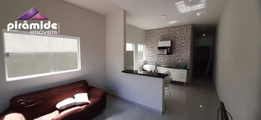 Foto 1 de Casa com 2 Quartos à venda, 60m² em Massaguaçu, Caraguatatuba