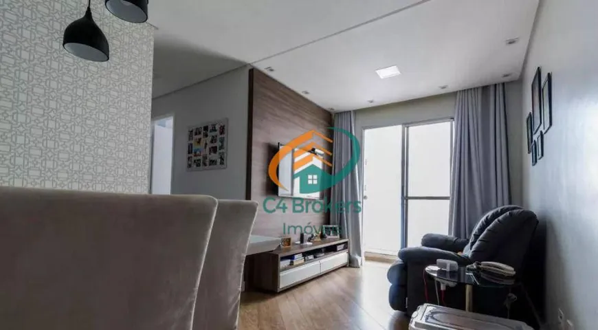 Foto 1 de Apartamento com 3 Quartos à venda, 63m² em Vila Miriam, Guarulhos