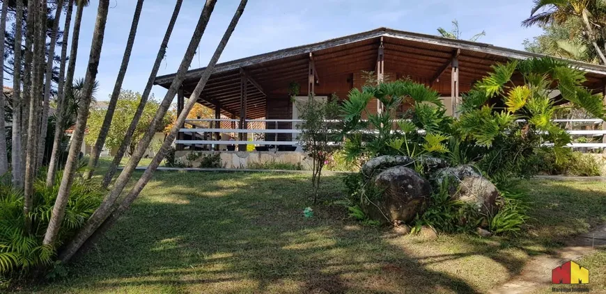 Foto 1 de Fazenda/Sítio com 4 Quartos à venda, 350m² em Jardim Itaperi, Atibaia