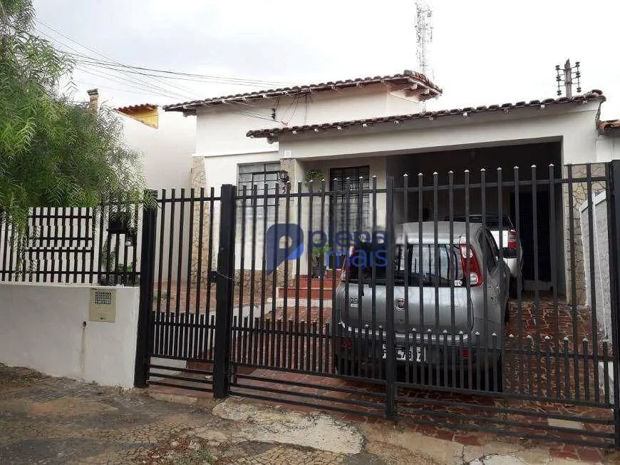 Foto 1 de Casa com 2 Quartos à venda, 130m² em Taquaral, Campinas
