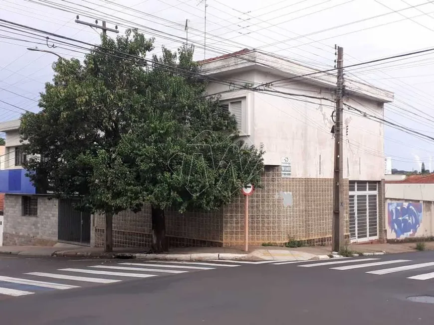Foto 1 de Sobrado com 3 Quartos à venda, 107m² em Centro, Araraquara